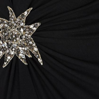 Rochie cu un umăr și stele